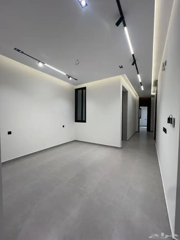 للتمليك شقق علوية فخمة vip بحي الراقي شرق خميس مشيط 7