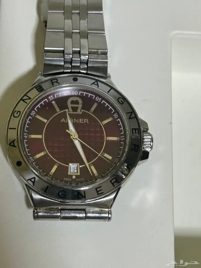 ساعة AIGNER أصلية بلون مميز للبيع 7