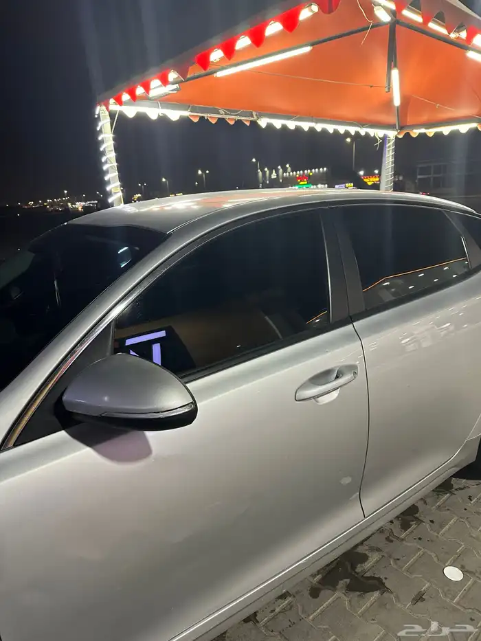 كيا اوبتيما 8