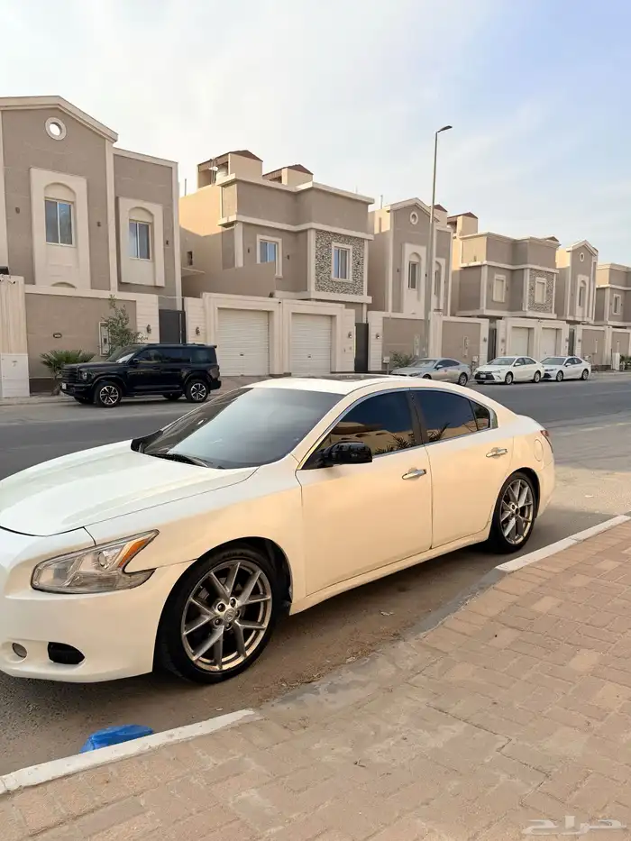 نيسان مكسيما 2010 للبيع 4