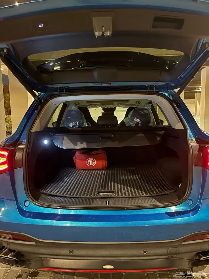 للبيع ام جي HS موديل 2020 - فئة فل كامل دفع رباعي AWD 12