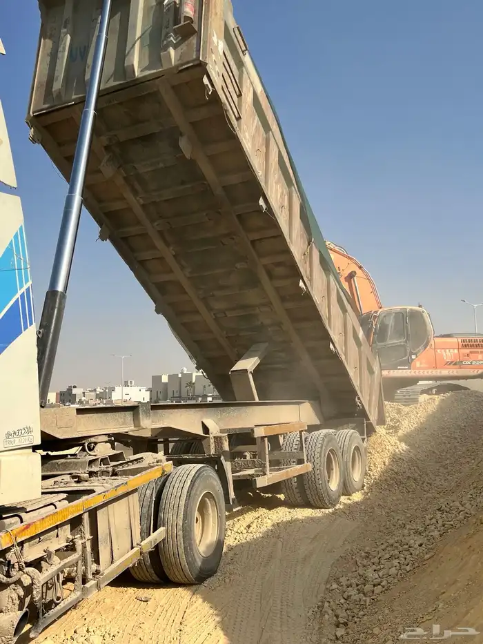 للبيع عدد 2 صناديق قلاب 2