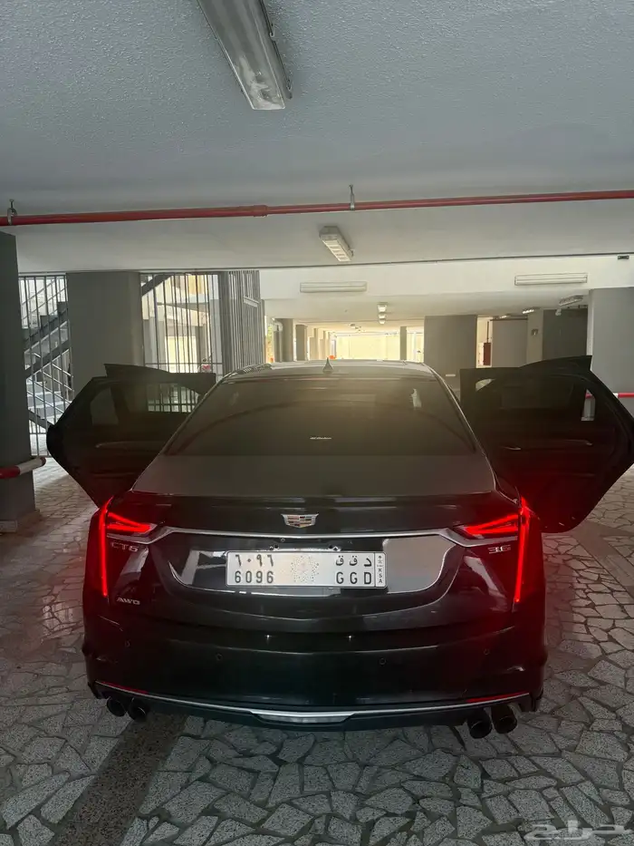 للبيع كاديلاك ct6 موديل 2019 11