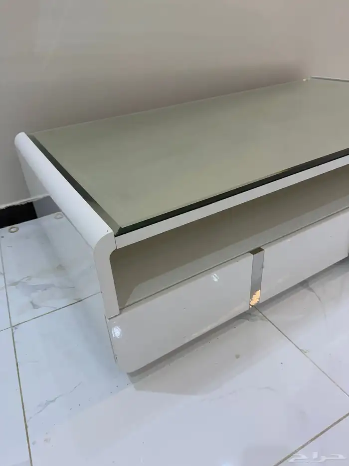 طاولة مودرن مجانا 1