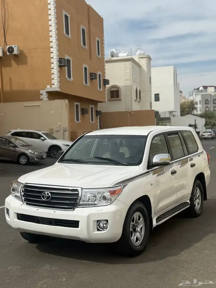 للبيع لاندكروزر 2008 معدل 2015 داخلي وخارجي 2
