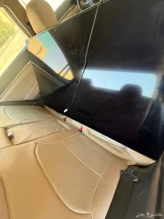 شاشة سامسونج 60بوصة فيها كسر تصلح قطع غيار 0