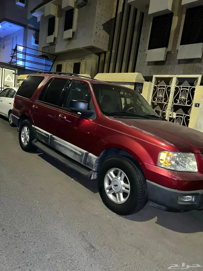 سياره فورد اكسبديشن موديل 2005 وارد امريكا 0