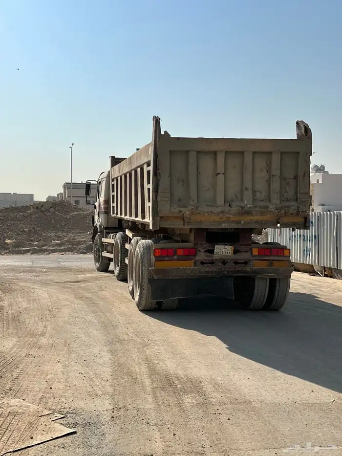 للبيع عدد 2 صناديق قلاب 1