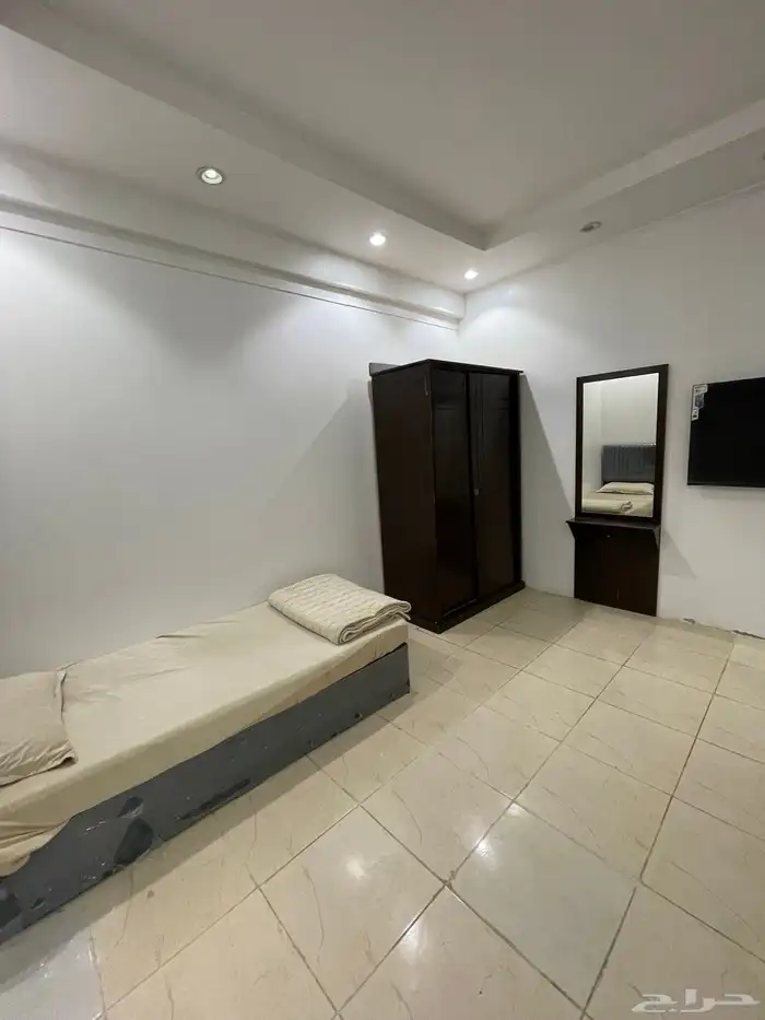 شقق شقق ( عزاب ) غرفة وصالة - غرفة وحمام حي الربوة 1