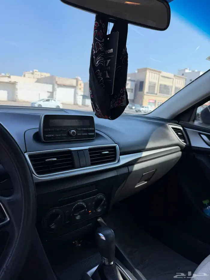 للبيع مازدا 3 موديل 2019 المبلغ المطلوب 45 الف ريال ممشى 1 6