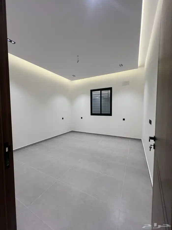 للتمليك شقق علوية فخمة vip بحي الراقي شرق خميس مشيط 11