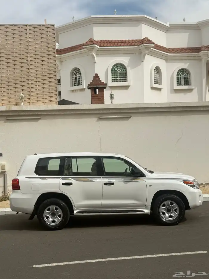 للبيع لاندكروزر 2008 معدل 2015 داخلي وخارجي 4