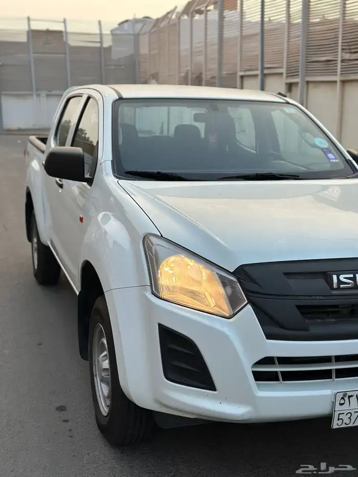 ايسيزو ديماكس دبل 2023 2