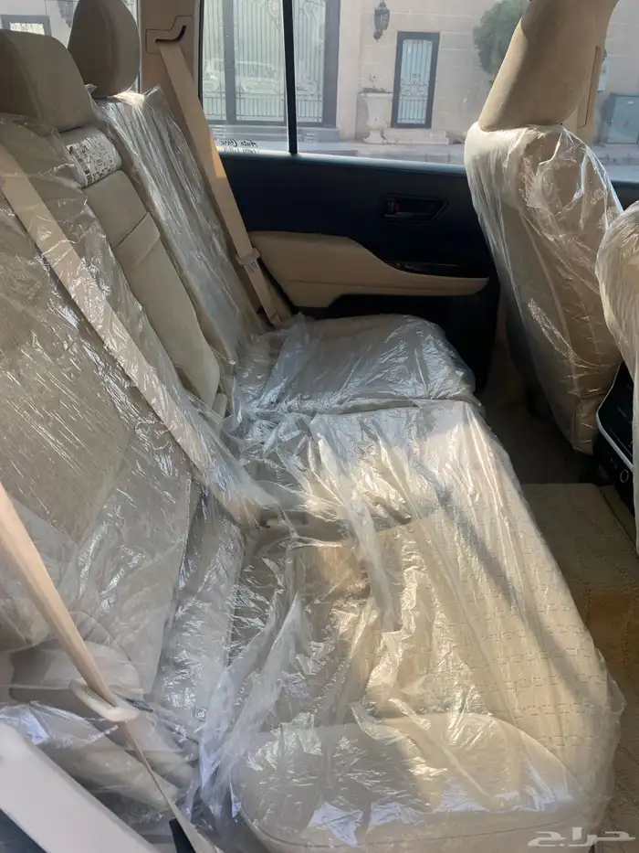 لاندكروزر 2022 9