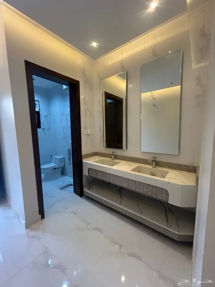 للبيع دور ارضي 6غرف بحوش وسيع شمال خميس مشيط 9