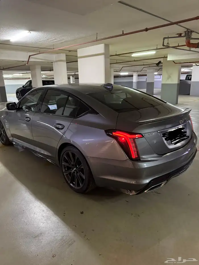 كاديلاك CT5 sport كالجديد ممشى قليل عالضمان 3