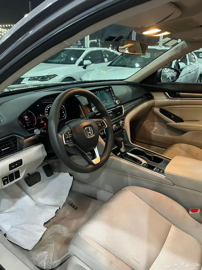 هوندا أكورد 2021 نظيف جدا 6