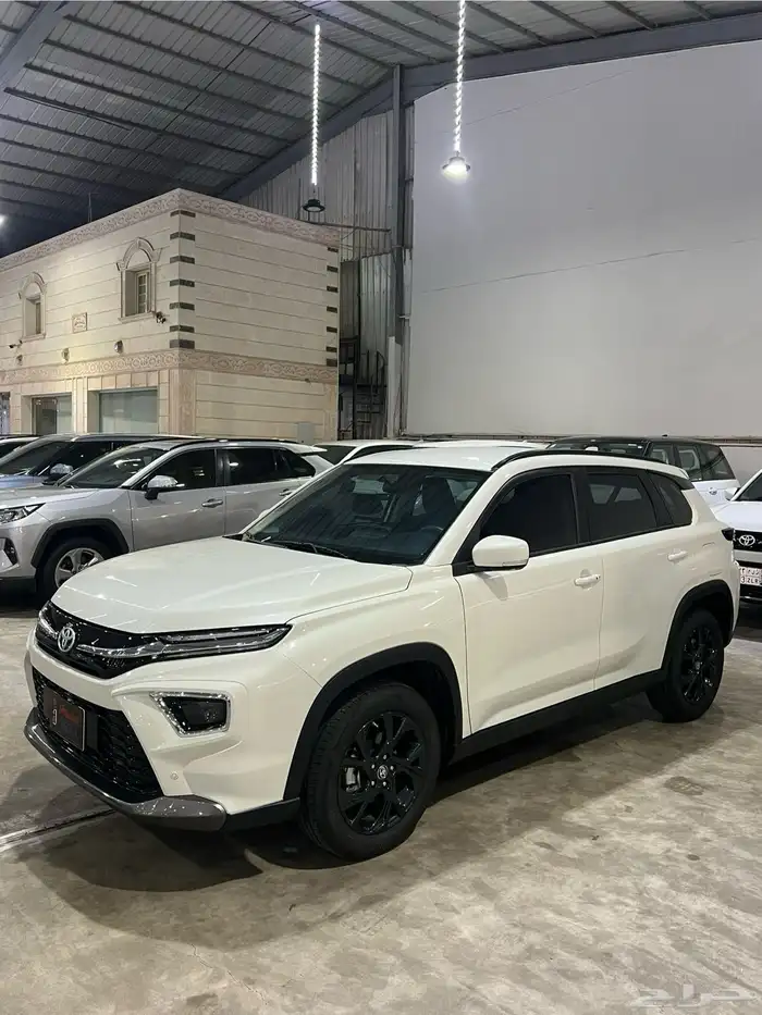 تويوتا أوربان كروزر 2026 شبه جديد ( الوكيل عبداللطيف جميل ) 1