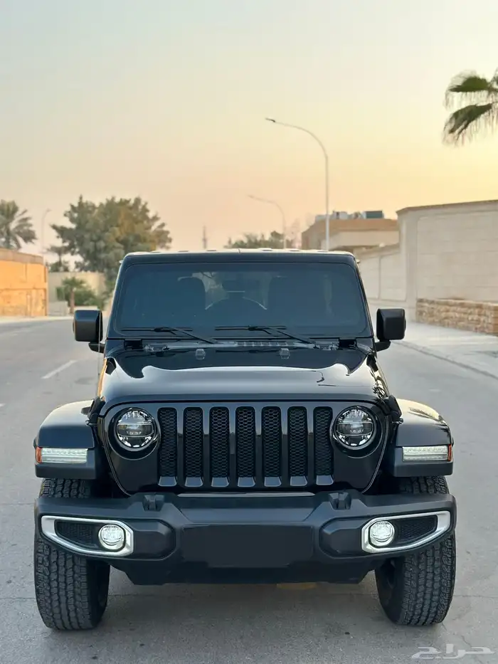 رانجلر صحارى V6 ماشي 33 الف فقط بحاله الوكاله 34