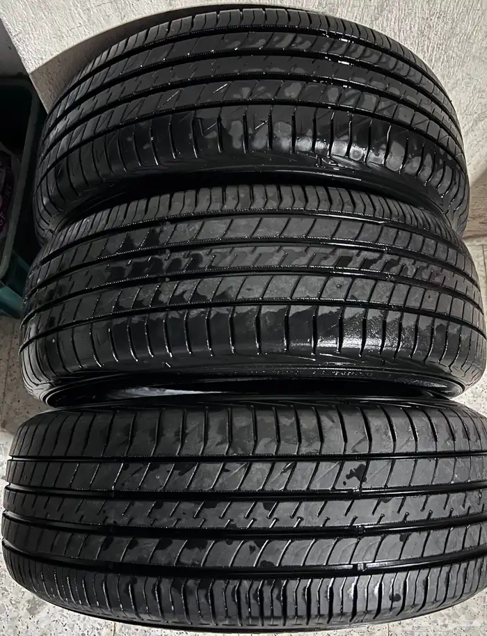 طقم كفرات دنلوب مقاس 195 65 15 0