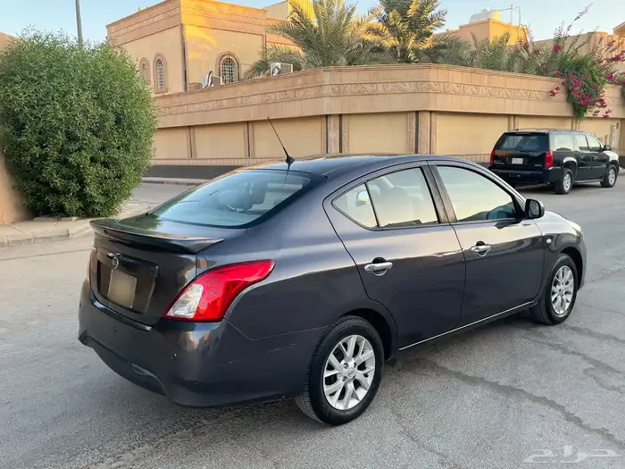 للبيع نيسان صني 2023كمفورت 4