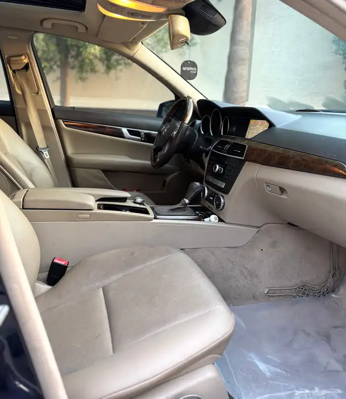 للبيع مرسيدس c200 2012 ممشى قليل 14