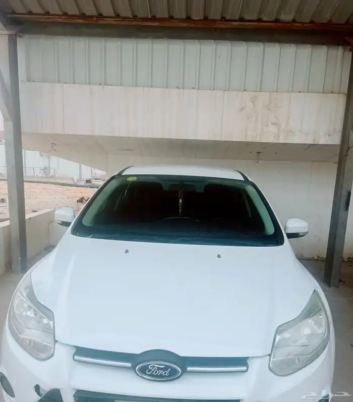 سيارة فورد فوكس 2012 للبيع الاستمارة سارية والفحص ساري 4