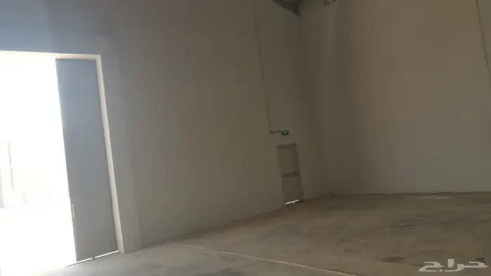 مستودعات للايجار 10