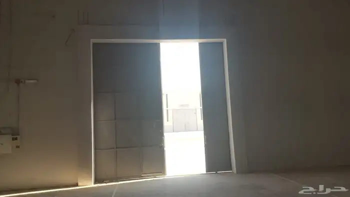 مستودعات للايجار 11