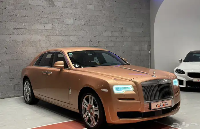 الموديل 2016 العداد 31113 النوع روز رايز قوست 1