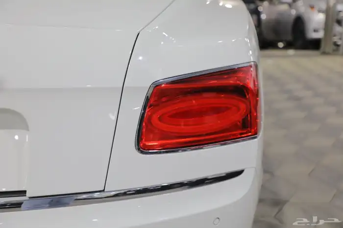 بنتلى فلاينج سبير2015 مخزن 7