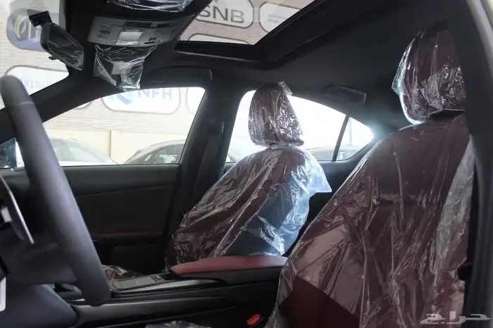 لكزس - IS350 CC - خليجي - 2025 10