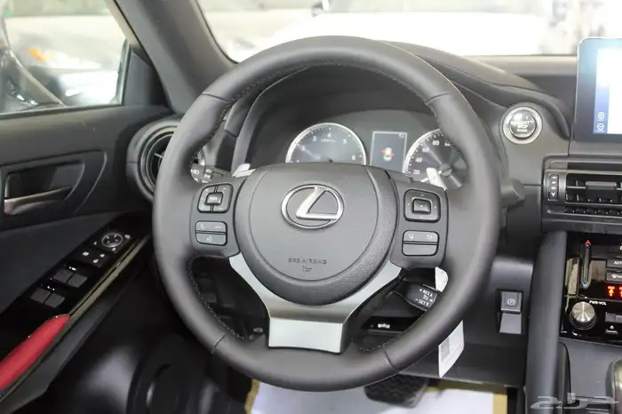 لكزس - IS350 CC - خليجي - 2025 16