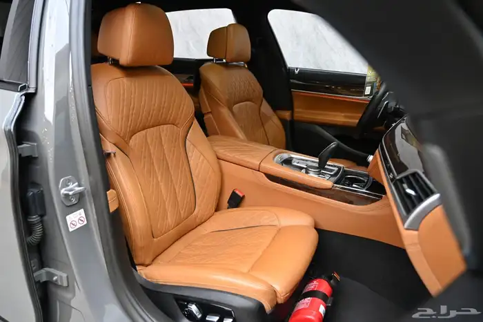 بى ام دبليو 740li-2022-خليجى 7