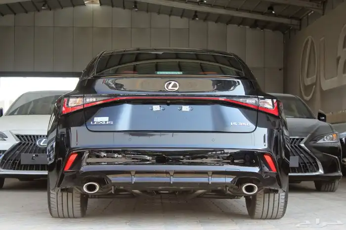 لكزس IS350 اف سبورت 2025 3