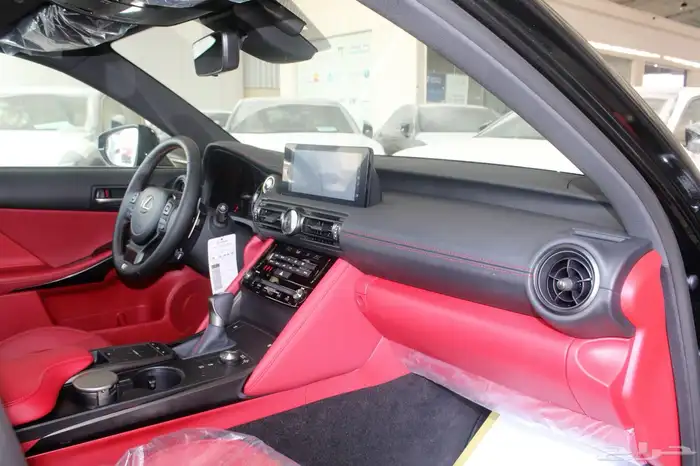 لكزس IS350 اف سبورت 2025 8