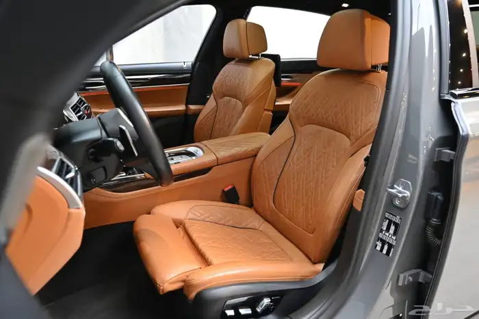 بى ام دبليو 740li-2022-خليجى 6