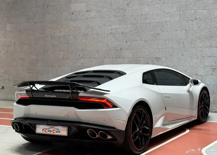 الموديل  2015 العداد  69الف النوع لامبورجيني هوركان 17