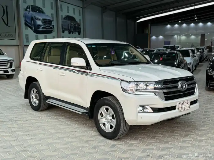 لاندكروزر جي اكس 2018 بدي وكالة 0