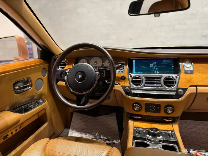 الموديل 2016 العداد 31113 النوع روز رايز قوست 7