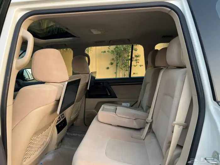 لاند كروزر GXR سعودي 2019 7