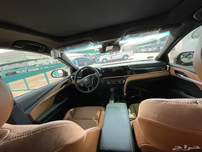 كامري 2025 لوميير هايبرد 3