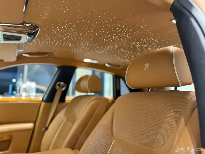 الموديل 2016 العداد 31113 النوع روز رايز قوست 6