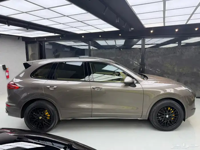 بورش كايين 9