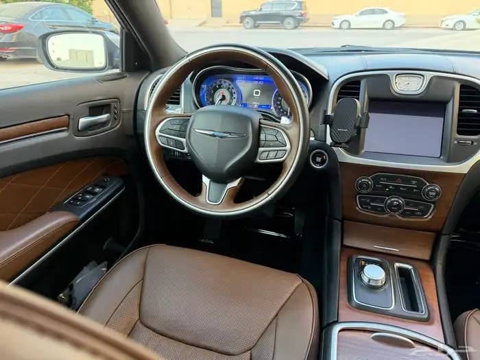 كرايسلر 300 لاكجري (منوه المستخدم ) ما شاءالله 8