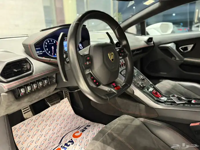 الموديل  2015 العداد  69الف النوع لامبورجيني هوركان 13