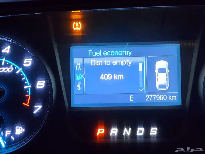 للبيع فورد تورس 2014 لون اسود 11