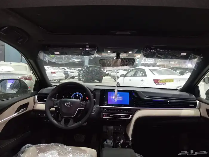 تويوتا كامري LE بنزين 2025 25