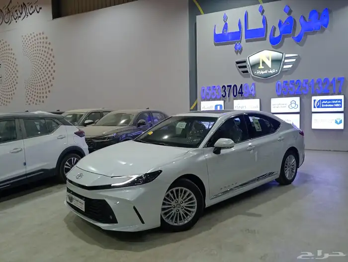 تويوتا كامري LE بنزين 2025 0