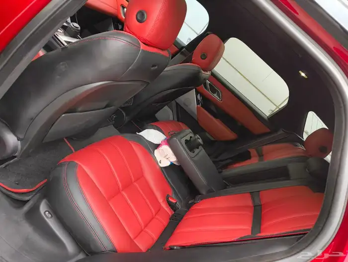 رانج فيلار 2018 احمر عنابي من الخارج   اسود من الداخل 3